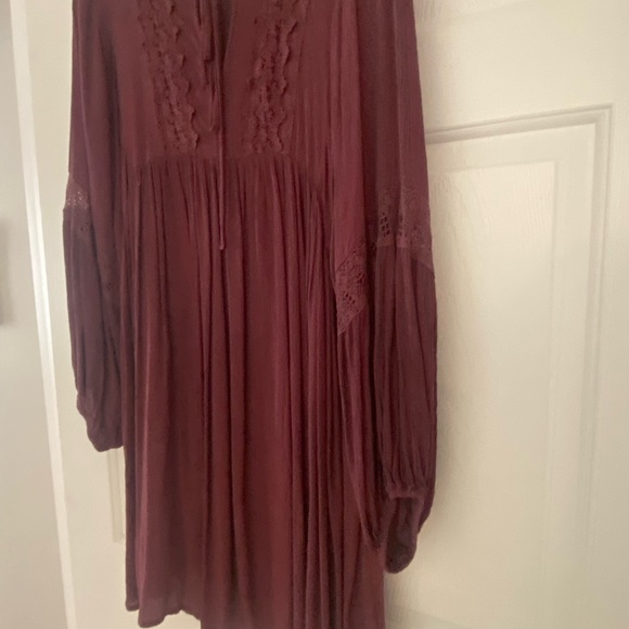 Maroon Long sleeve Dress - Picture 7 of 7